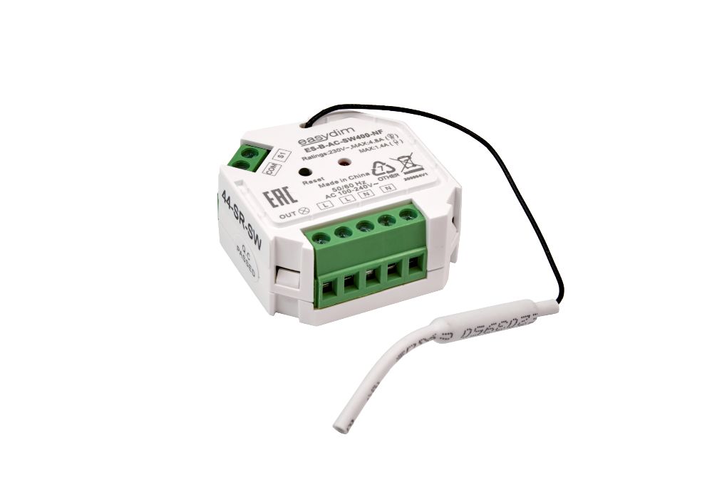 Короткое нажатие кнопки на приемнике EasyBus для привязки