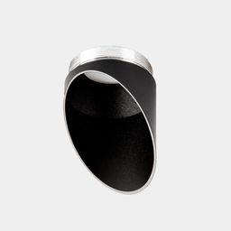 Скошенный черный дефлектор Villy, вид под углом