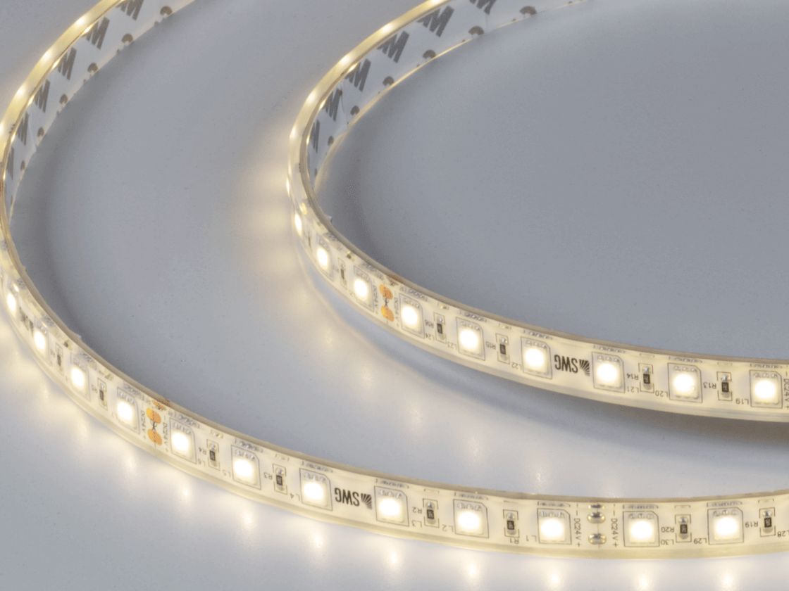 Лента SMD5050 в работе, теплый белый свет