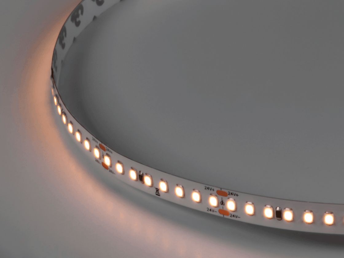 Светодиодная лента SMD-2835 теплый белый тип свечения, DSG2160-24-WW-33