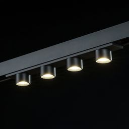 Линейный светильник на треке, включенный, нейтральный свет