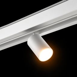 Трековый спот SY-LINK включен, теплое свечение 3000К