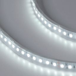 Лента SMD3528 холодный белый, включённая подсветка на столе