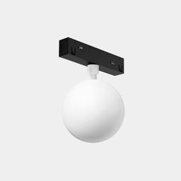 Трековый светильник шар матовый, вид спереди