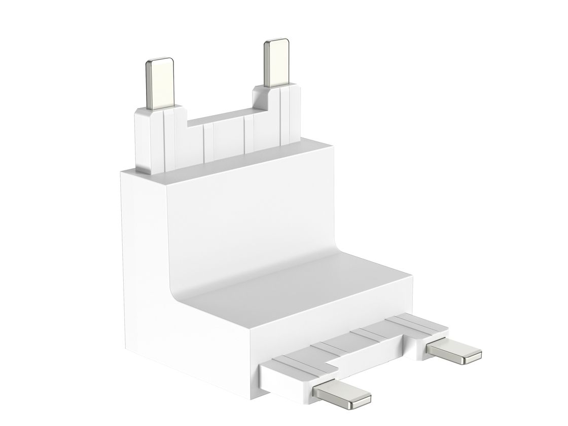 Угловой коннектор SLIM белый, вид под углом
