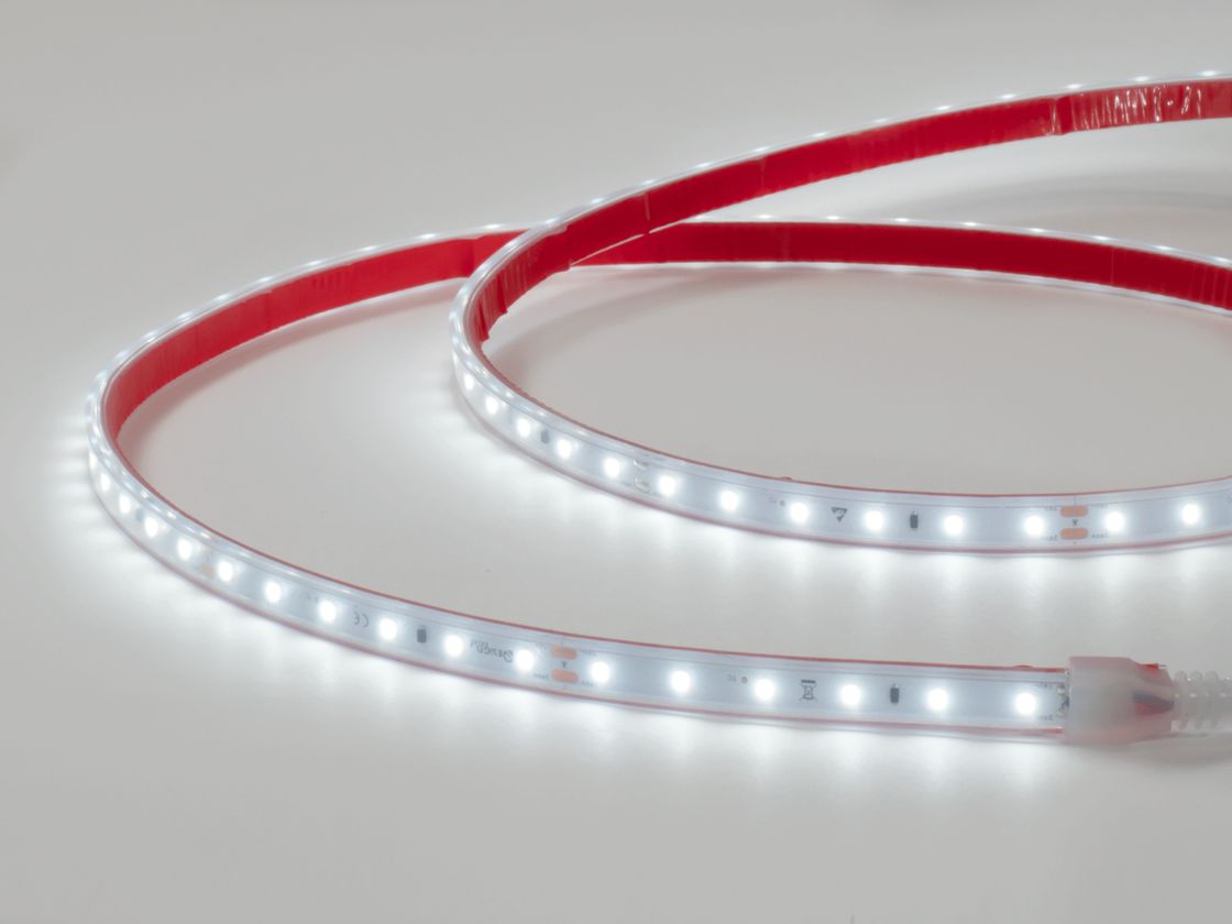 Светодиодная лента в силиконовой оболочке, холодный белый