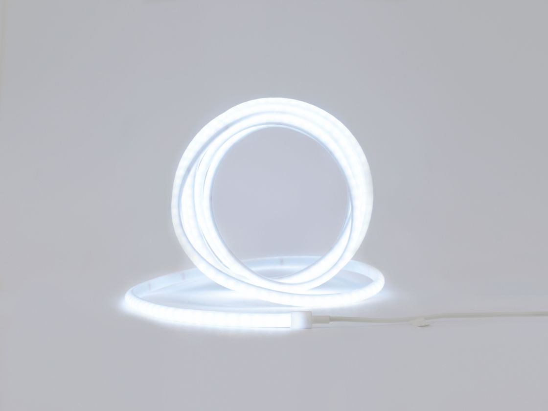 Светодиодная термолента в бухте, свечение холодный белый