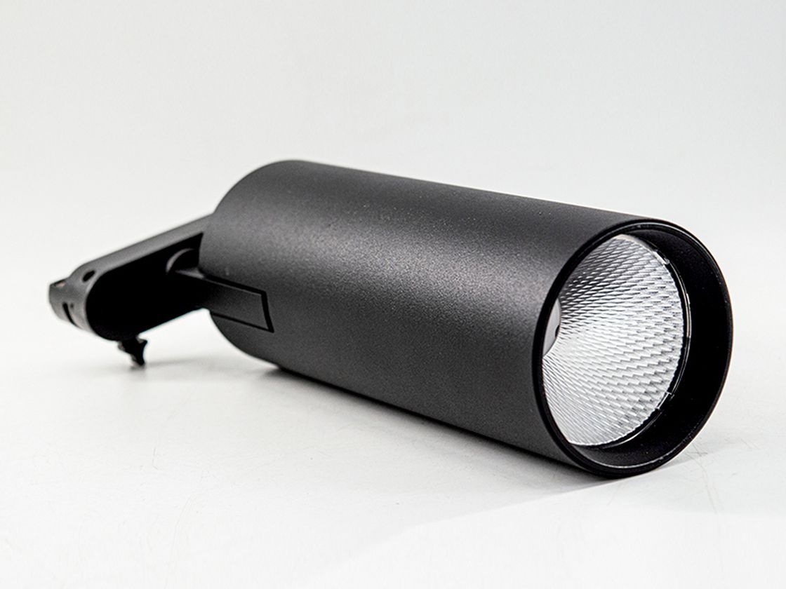 Черный трековый спот TL3P цилиндрический, вид сбоку