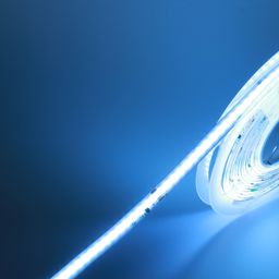 Светодиодная лента COB на катушке, свечение голубое