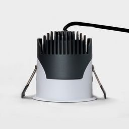 Задняя часть светильника с радиатором охлаждения