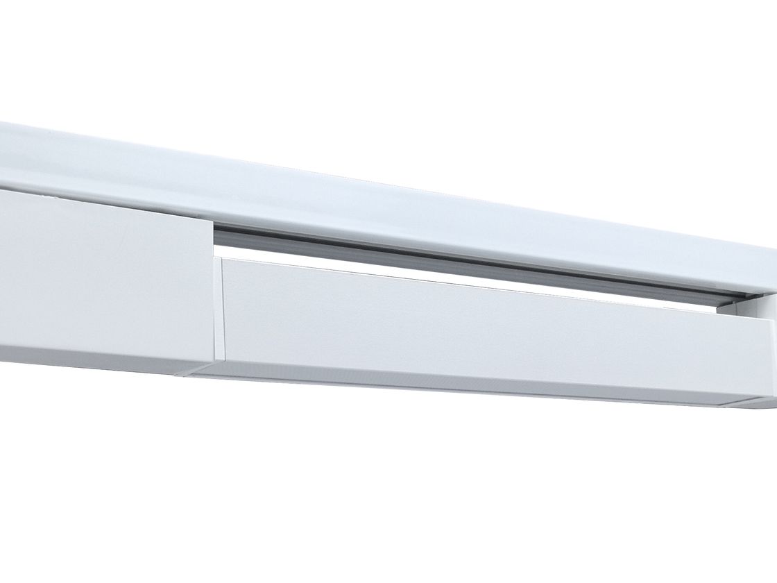 Белый линейный трековый светильник на однофазном треке