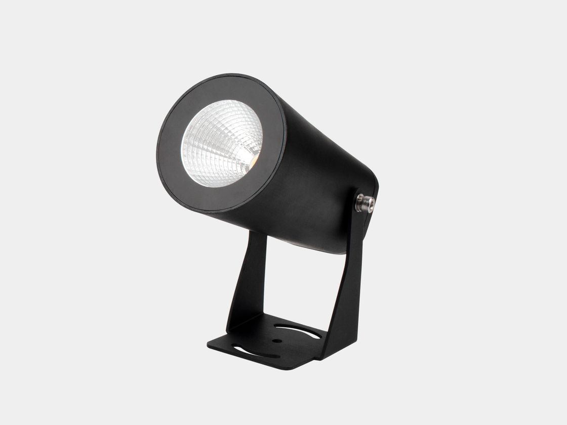 Ландшафтный светильник, вид спереди под углом