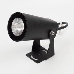 Черный алюминиевый корпус, оптика и монтажная скоба