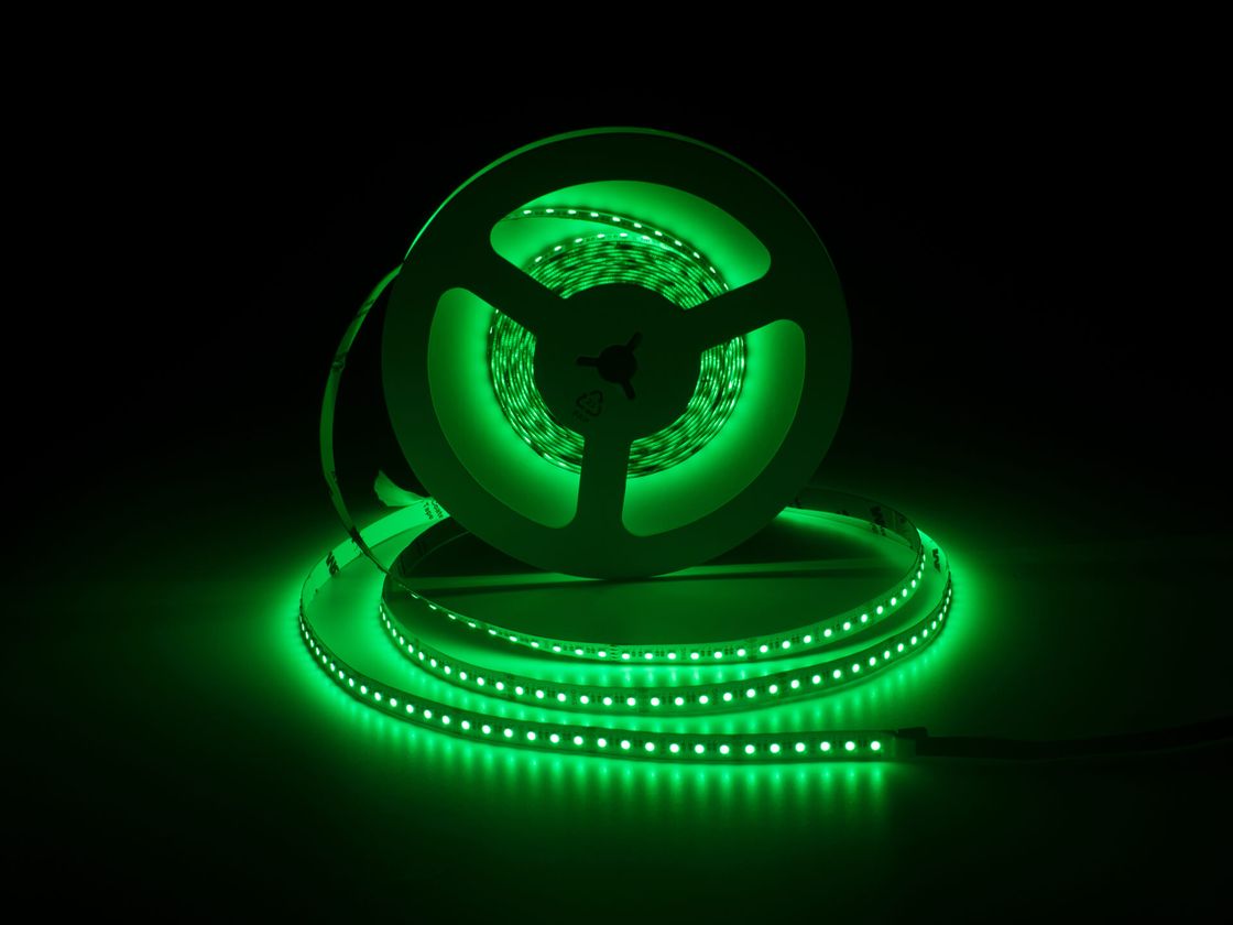 Светодиодная лента  2835, 120 LED/м, 14,4 Вт/м, 24В , IP20, Цвет: RGB, SWG2120-24-14.4-RGB-M