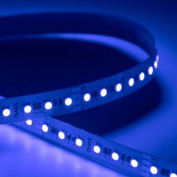 Светодиодная лента 2835 RGB, свечение фиолетовым оттенком