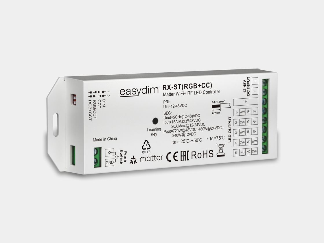 Приемник EasyBus Matter RGB+CCT, маркировка и клеммы, вид спереди