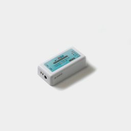 RGB RF контроллер в белом корпусе, вид сверху