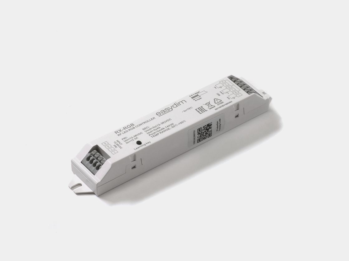 Приемник-контроллер EasyDim RX-RGB, белый корпус, клеммы