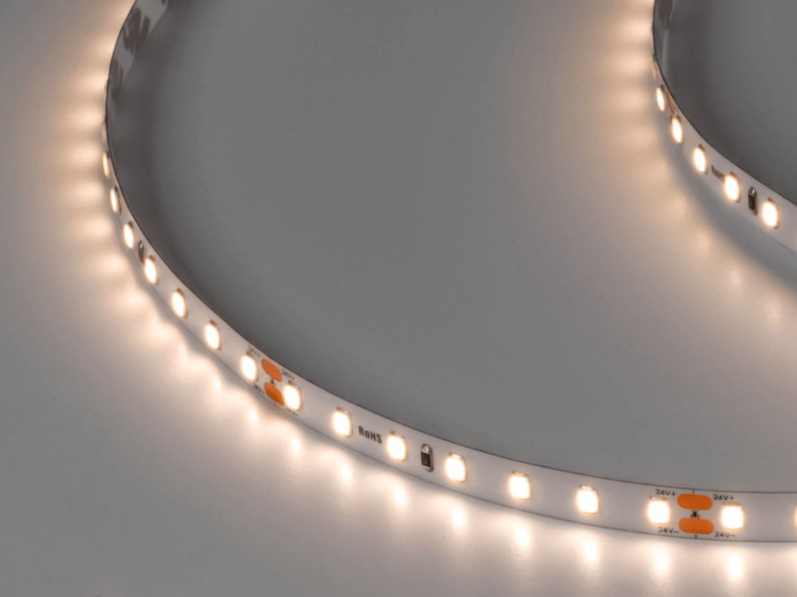 Светодиодная лента LUX SMD-2835 нейтральный белый цвет, DSG298-24-NW-33