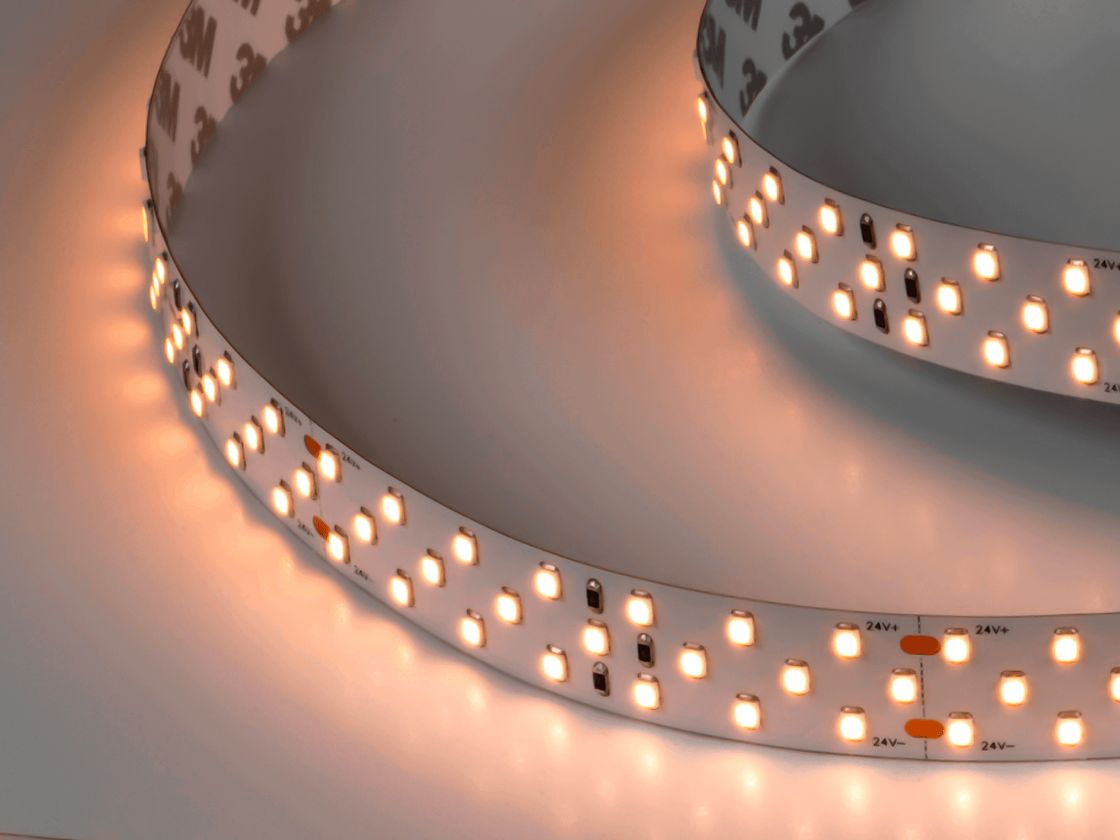 Светодиодная лента 24Вт теплое свечение, DSG2252-24-WW-33