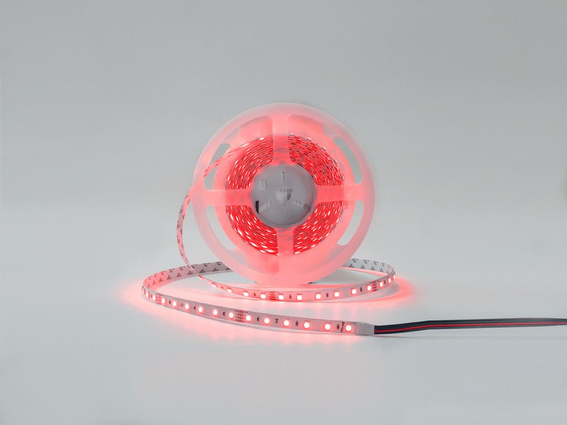 Катушка RGB светодиодной ленты 24В, свечение красным цветом
