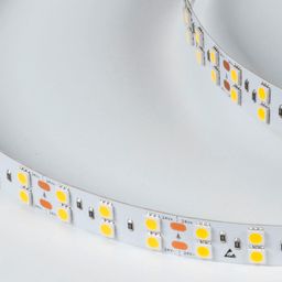 Фрагмент светодиодной ленты 24В SMD 5050