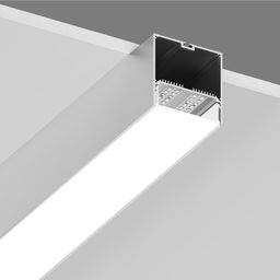 Профиль с установленной лентой, вид на светорассеиватель