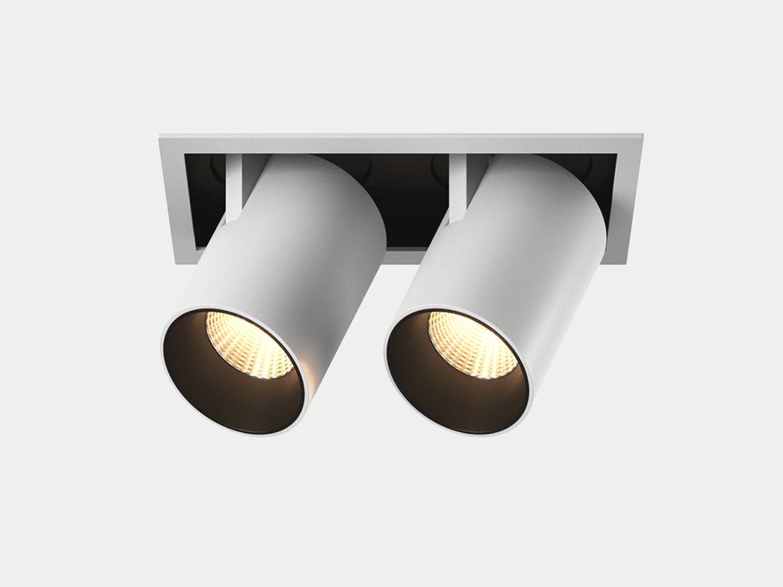 Двойной встраиваемый светильник, белые цилиндры, черная ниша