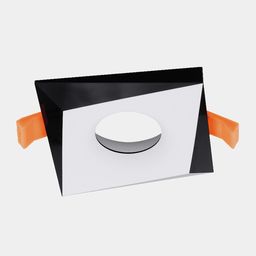 Встраиваемая рамка MR16 черный и белый квадрат