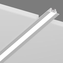 Угловой профиль с экраном, установлен в стыке