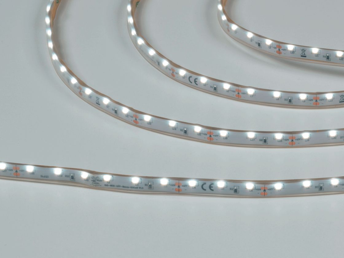 Лента бокового свечения в работе, холодный белый свет