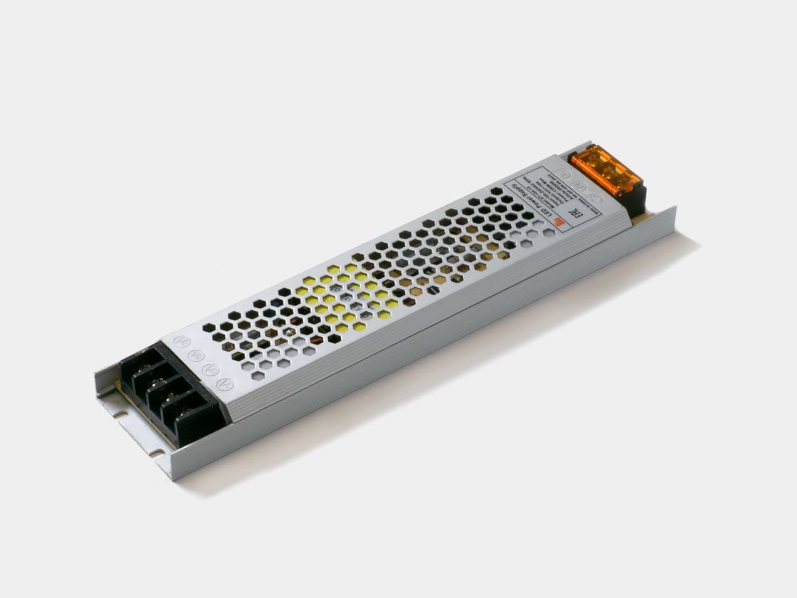 Ультратонкий блок питания IP20 в металлическом корпусе