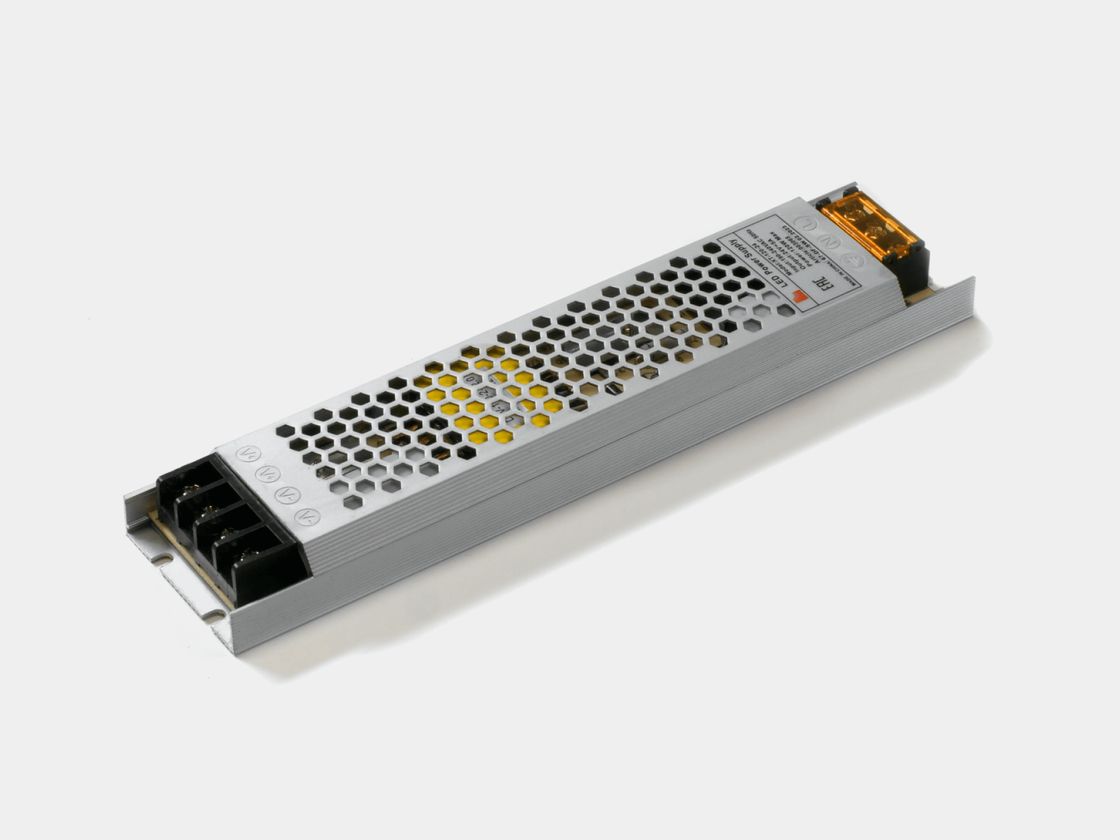 Ультратонкий блок питания 24В в металлическом корпусе