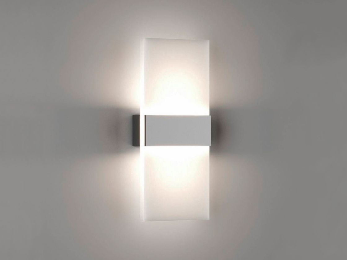 Настенное бра KASPER серебро, свечение вверх и вниз