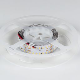 Светодиодная лента на катушке, вид сверху