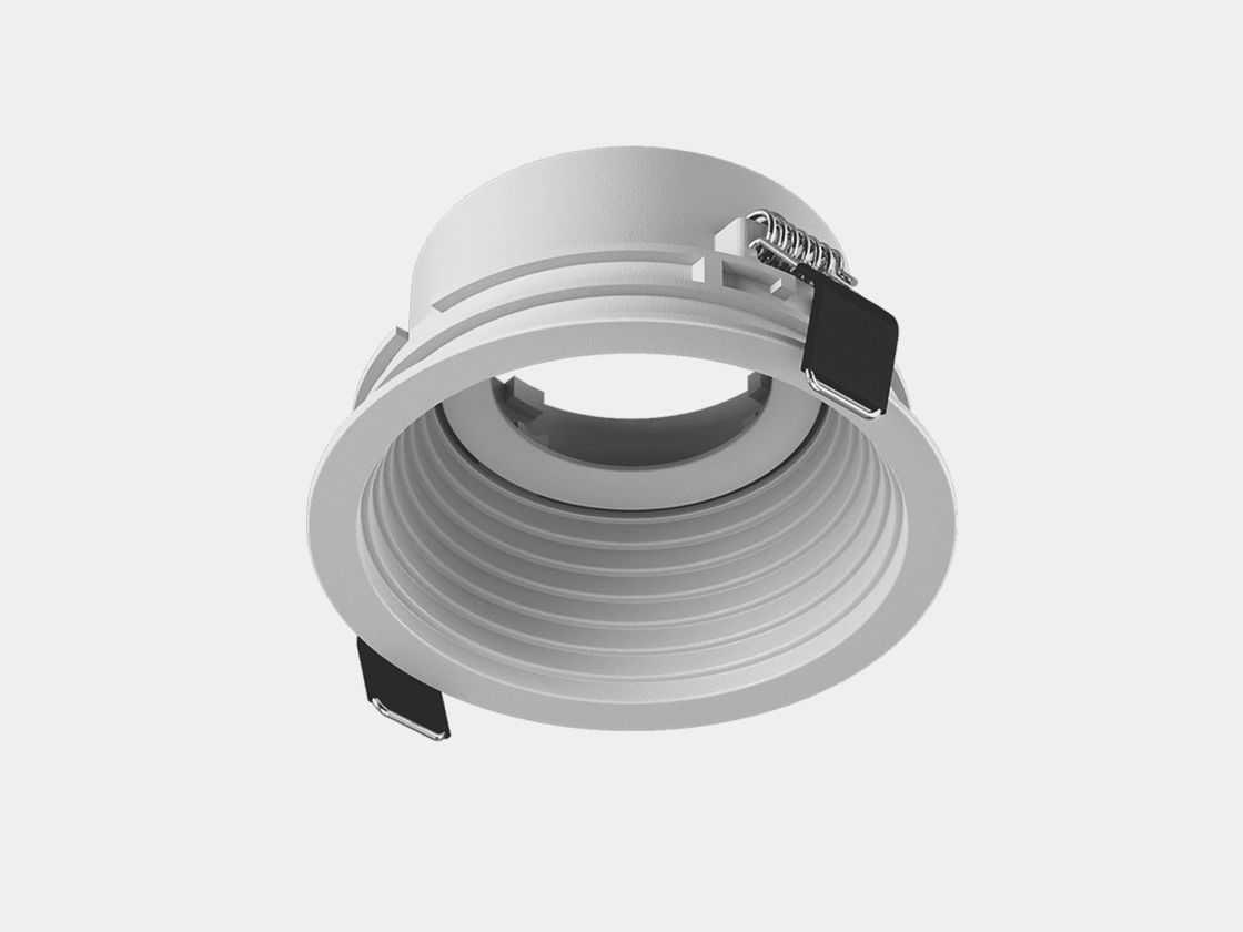 Белый встраиваемый корпус COMBO, вид спереди под углом