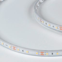 Светодиодная лента IP65 SMD3528, крупный план