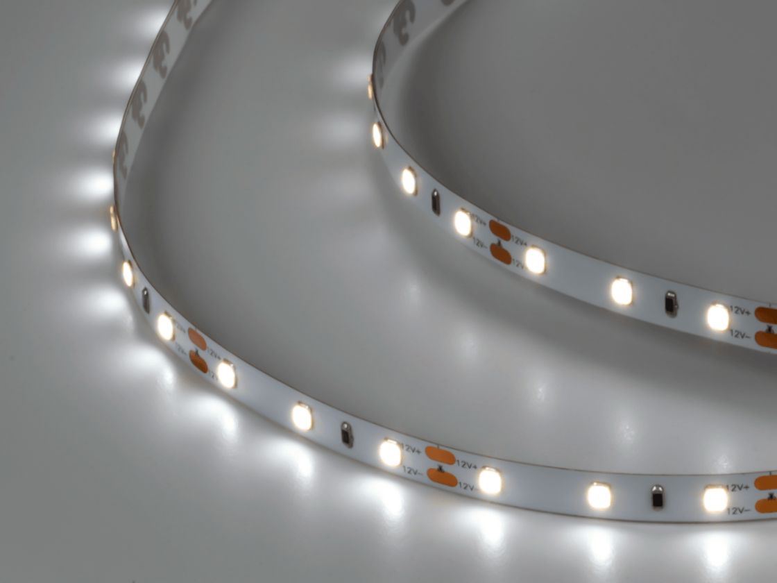 Светодиодная лента 7.2Вт холодное свечение, DSG260-12-W-33