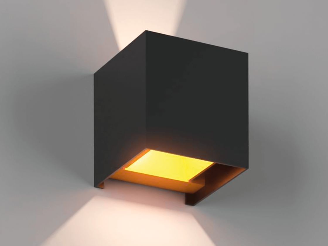 Настенный LED светильник куб, черный, свет вверх-вниз