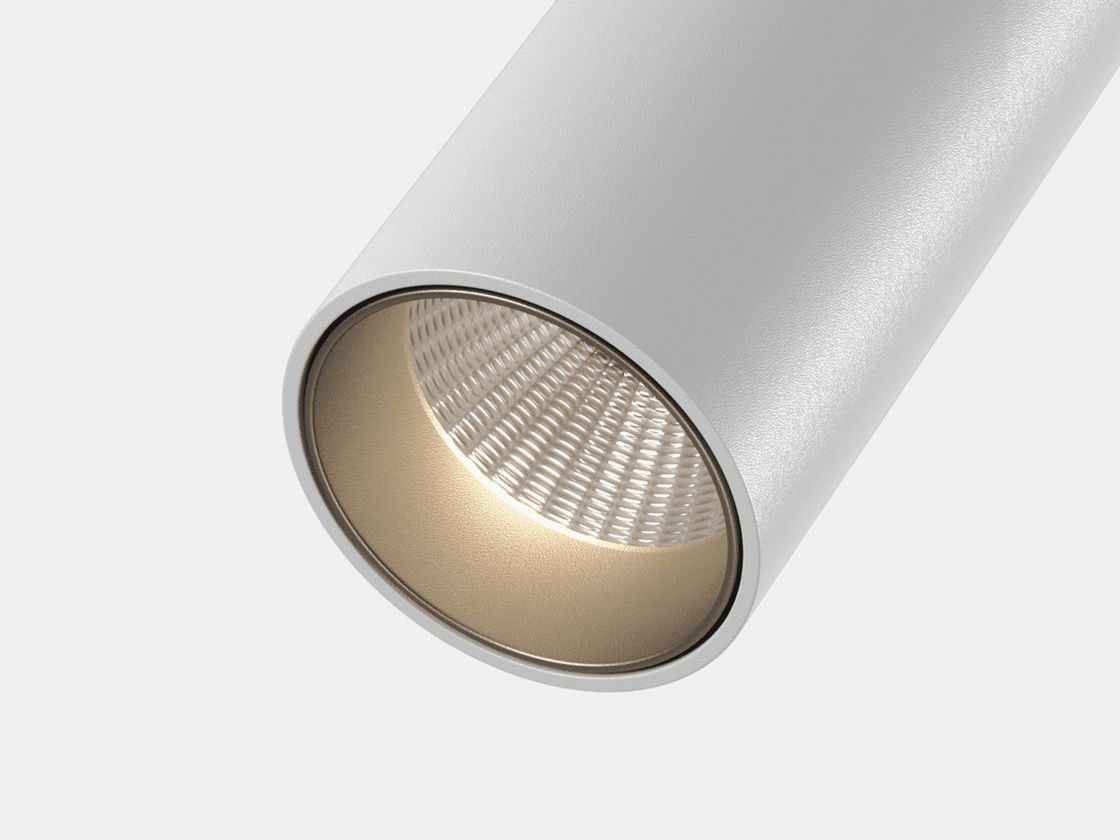 Золотой дефлектор Mini Villy в светильнике, крупный план