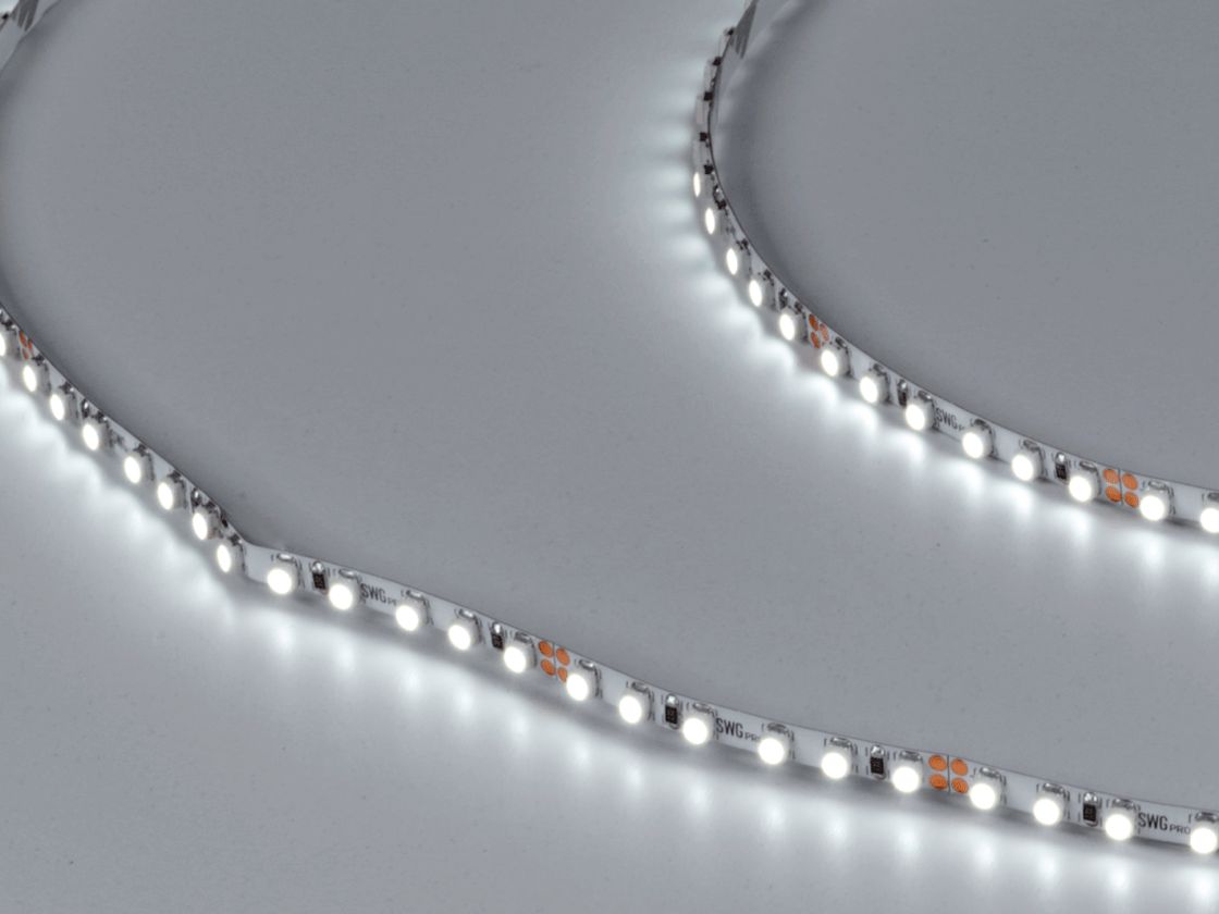 Лента SWG PRO в работе, холодное белое свечение