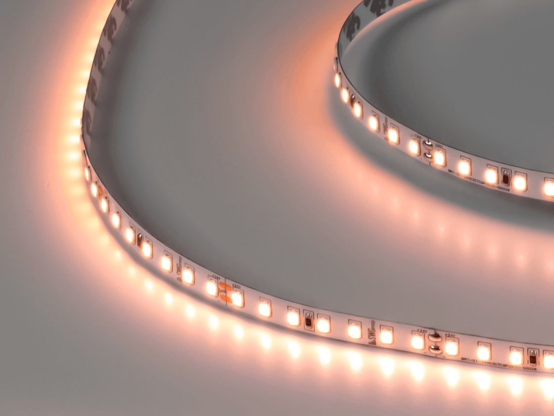 Светодиодная лента ПРО 2835, 126 LED/м, 13 Вт/м, 24В , IP20, Цвет: Теплый белый, SWG2P126-24-13-WW