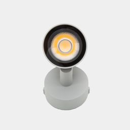 Фронтальный вид светильника с линзой и отражателем