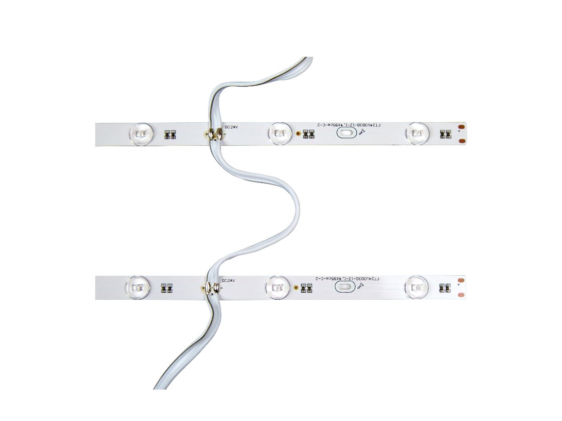 Две светодиодные линейки 24В с проводами подключения