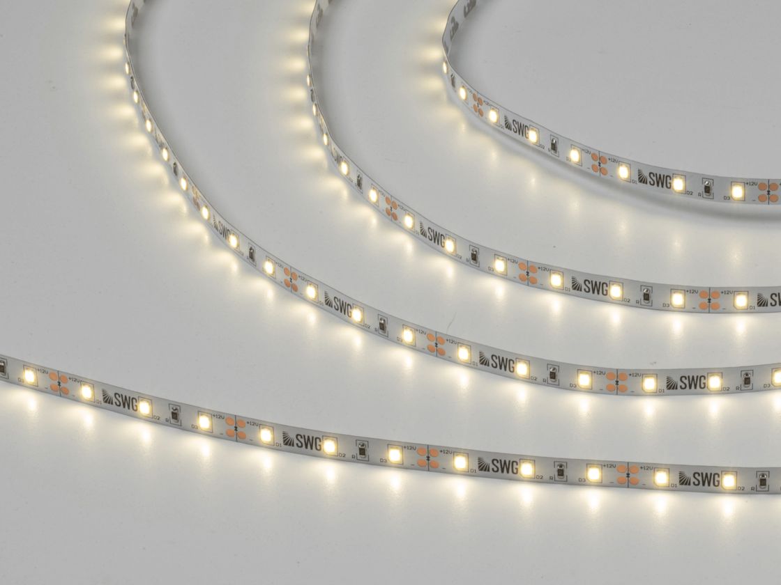 Светодиодная лента SWG SMD2835, нейтральное свечение, крупный план