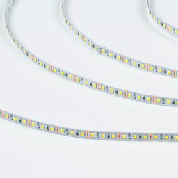 Светодиодная лента SMD2835 IP20, крупный план