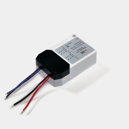 ШИМ модуль PWM-240-12/24, вид снизу с проводами