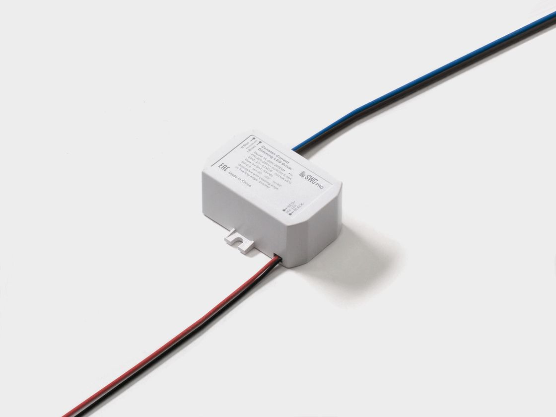 Диммируемый драйвер SWG PRO в белом корпусе