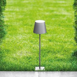 Уличный напольный светильник тёмно-серый на газоне
