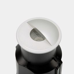 Грунтовый встраиваемый светильник, вид сверху под углом